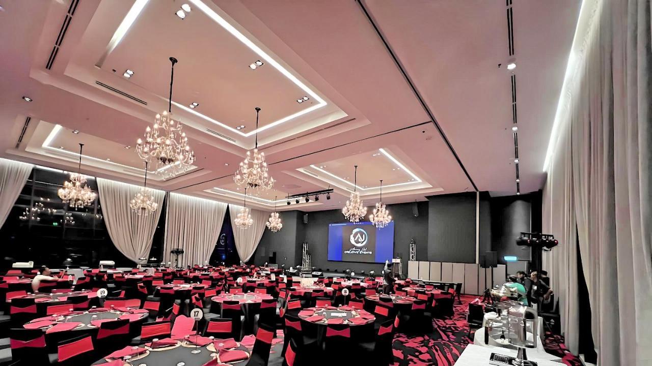 Red Kl @ Rev Hotel Kuala Lumpur Exterior photo